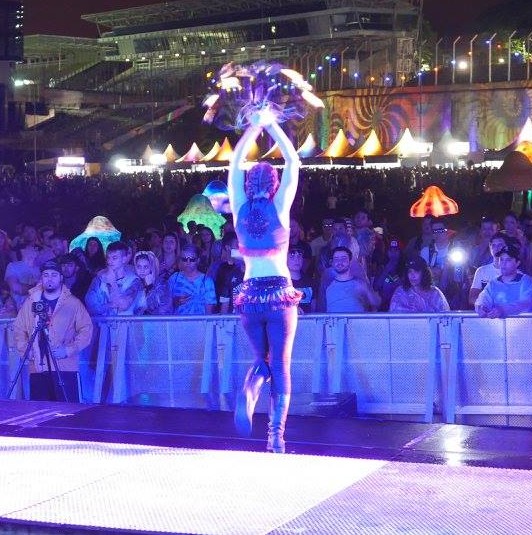 Samantha Taylor of Love in the Fire performing fire on the Skyfire Arts stage at EDC Brasil